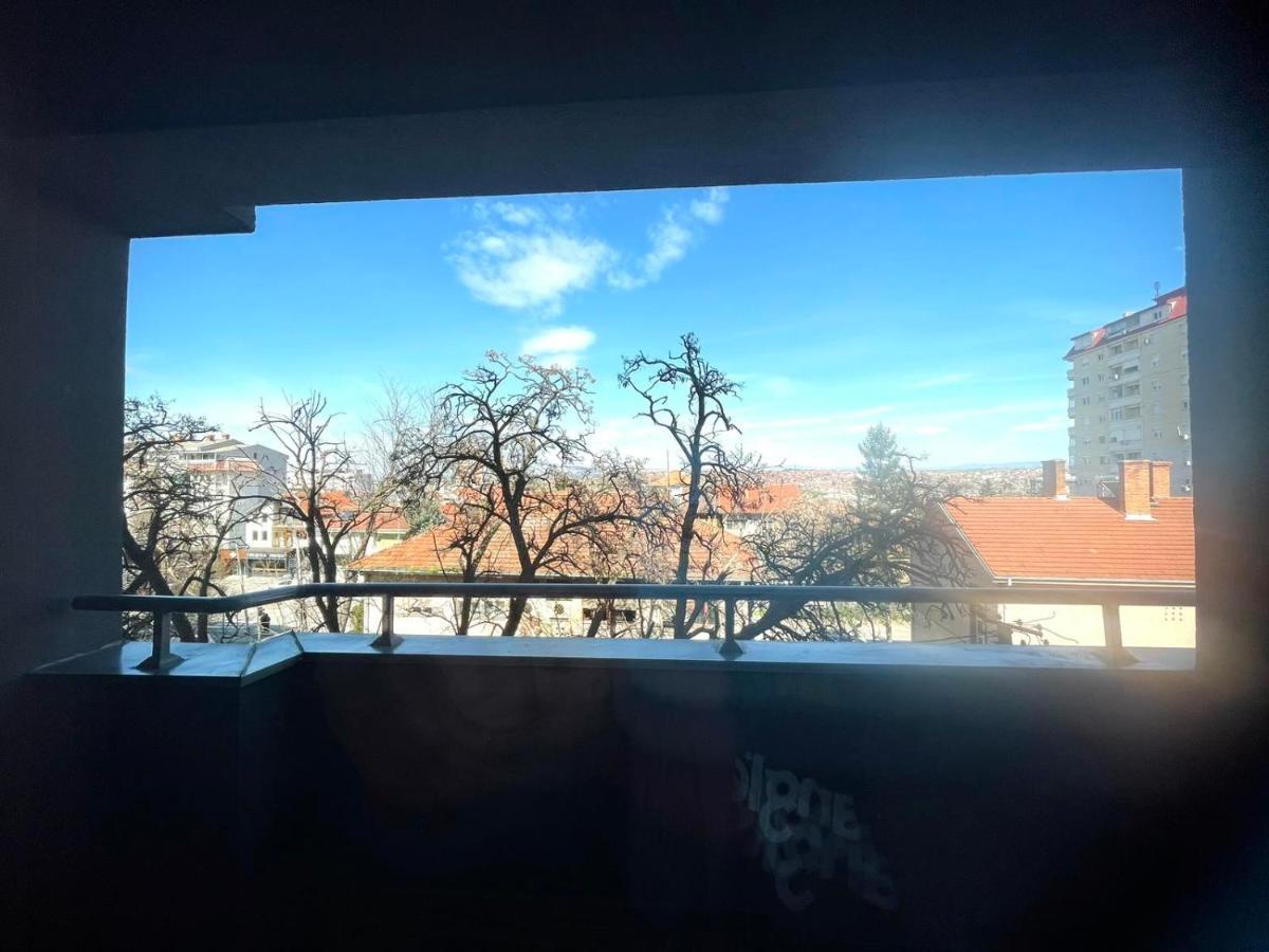 Apartman Nikol Kumanovo Exterior foto